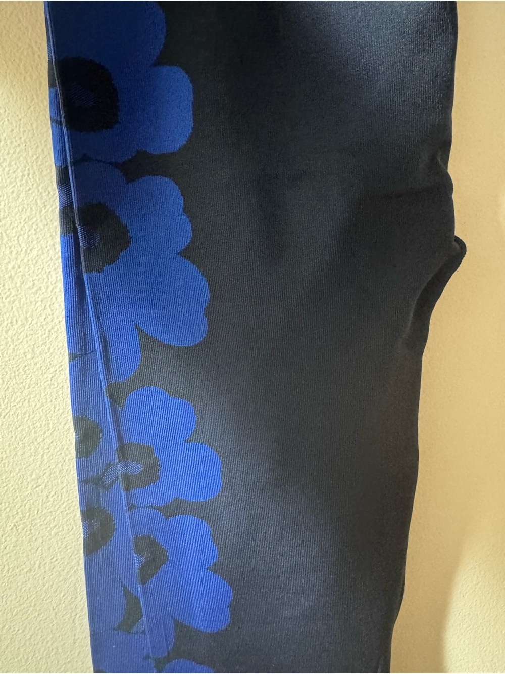 NWT ADIDAS Marimekko  Navy Floral High-Waist Leggings - Picture 11 of 12
